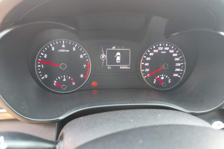 Used Kia K5 2016 1.6T Automatic LUX Instrument Cluster