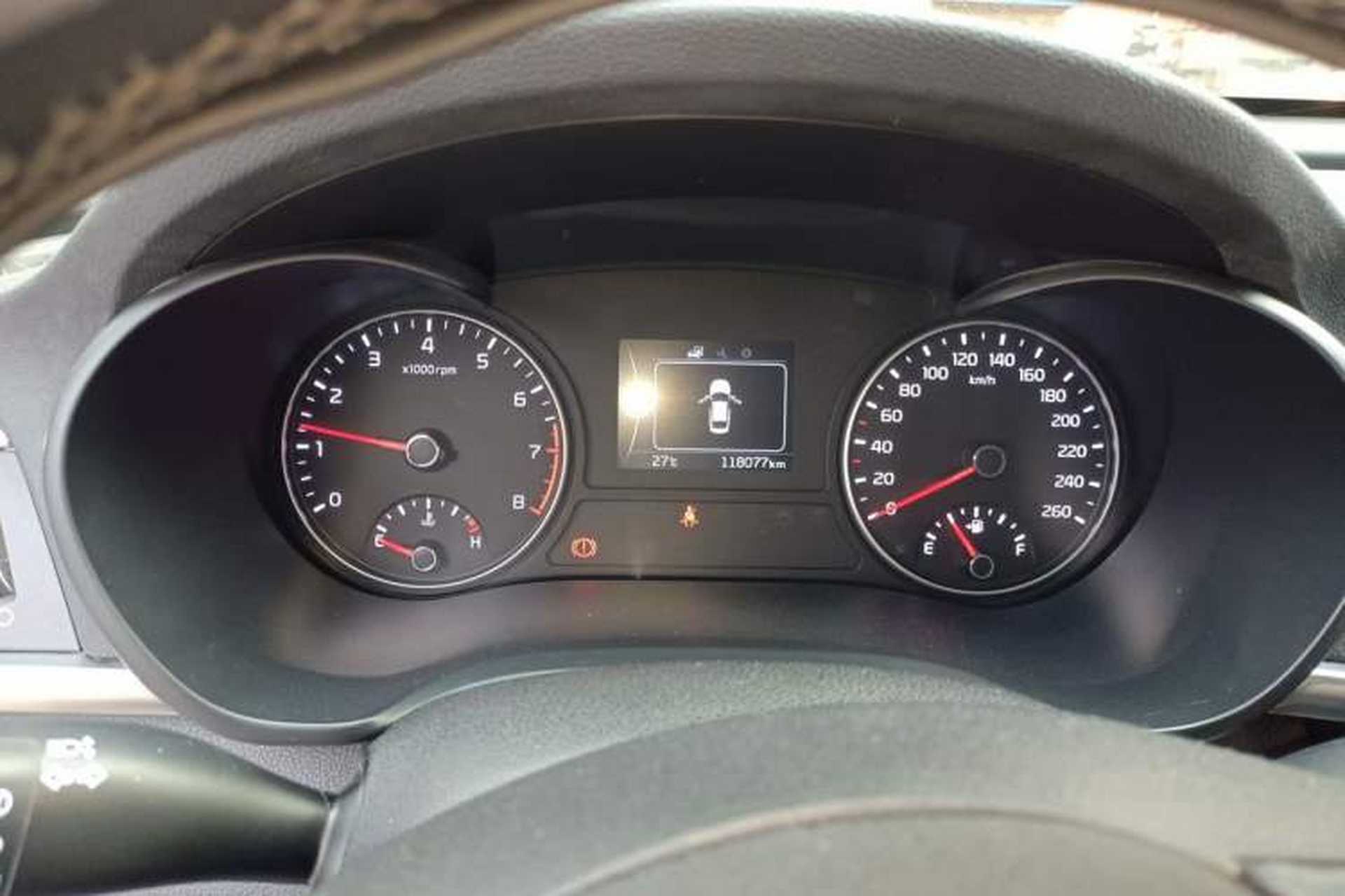 Used Kia K5 2016 1.6T Automatic LUX Instrument Cluster
