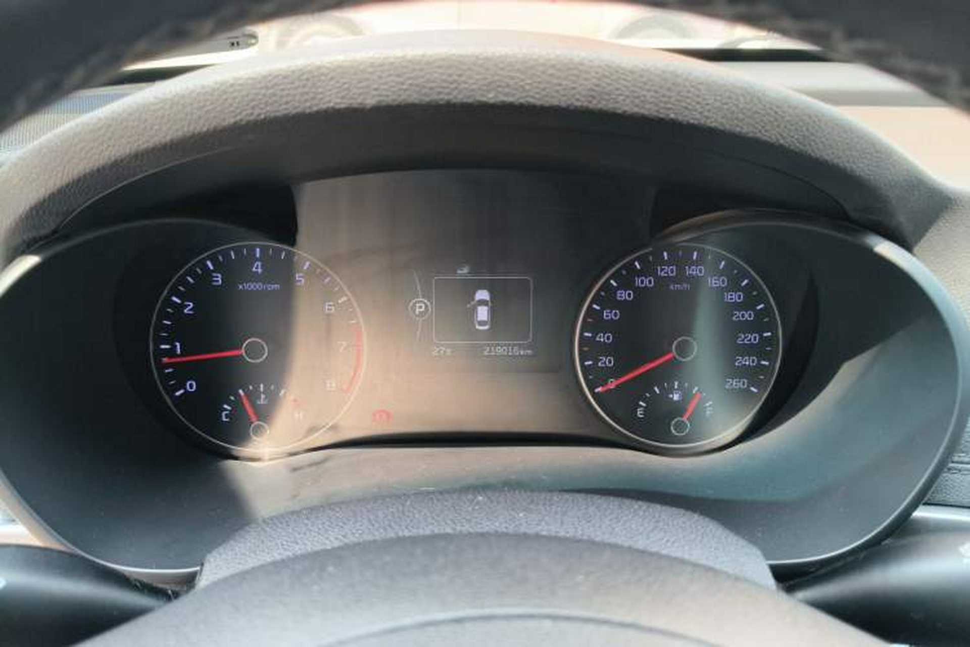 Used Kia K5 2016 1.6T Automatic LUX Instrument Cluster