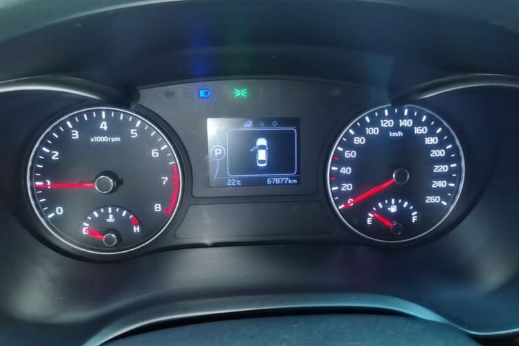 Used Kia K5 2016 1.6T Automatic LUX Instrument Cluster