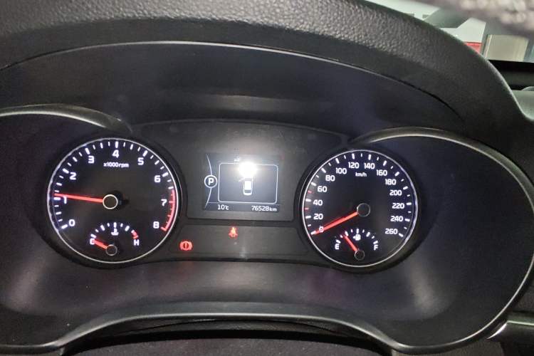 Used Kia K5 2016 1.6T Automatic LUX Instrument Cluster