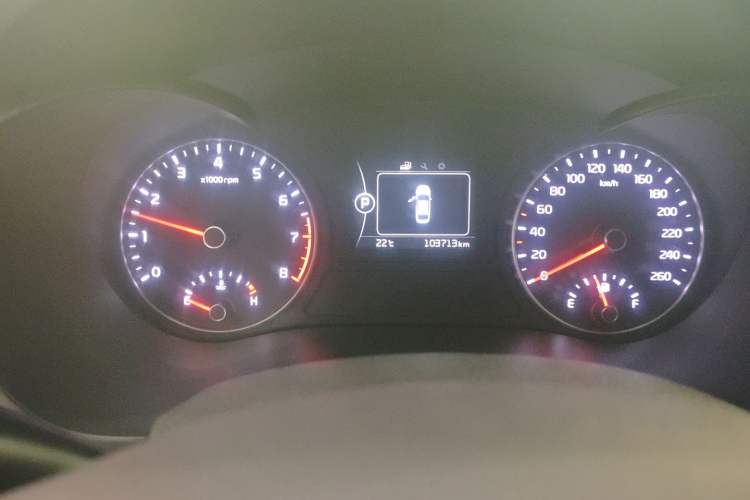 Used Kia K5 2016 1.6T Automatic LUX Instrument Cluster