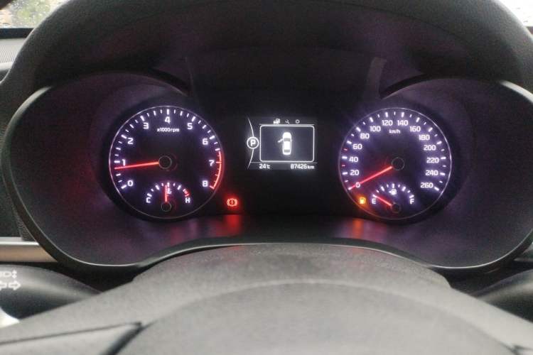 Used Kia K5 2016 1.6T Automatic LUX Instrument Cluster