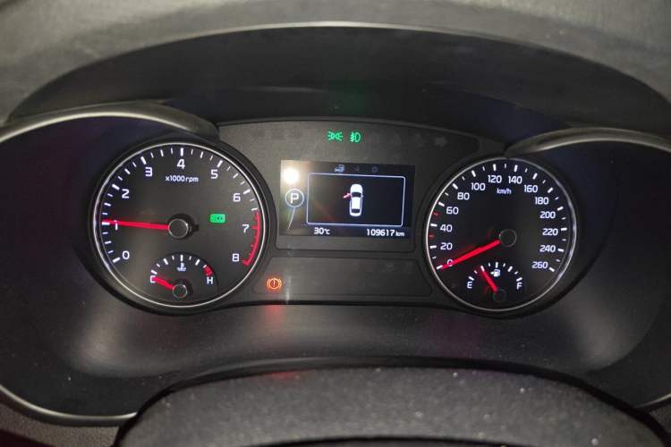 Used Kia K5 2016 2.0L Automatic LUX Instrument Cluster