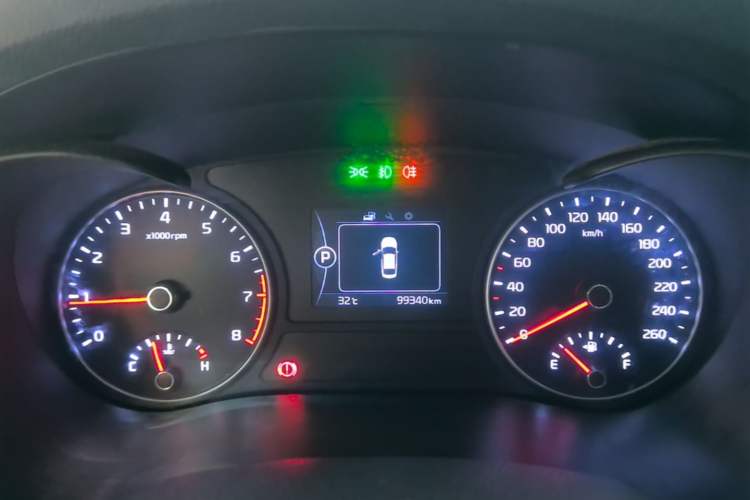 Used Kia K5 2016 1.6T Automatic LUX Instrument Cluster