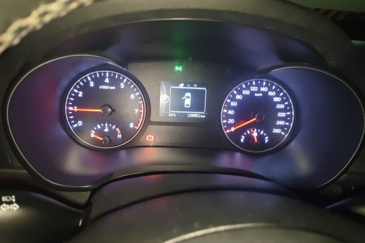 Used Kia K5 2016 1.6T Automatic LUX Instrument Cluster