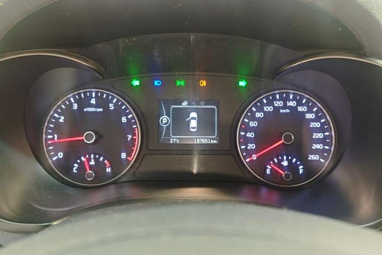 Used Kia K5 2016 1.6T Automatic LUX Instrument Cluster