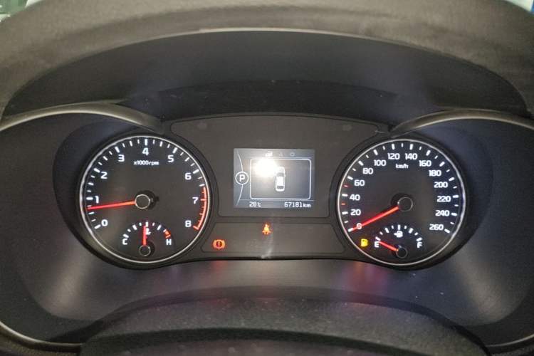 Used Kia K5 2016 1.6T Automatic LUX Instrument Cluster