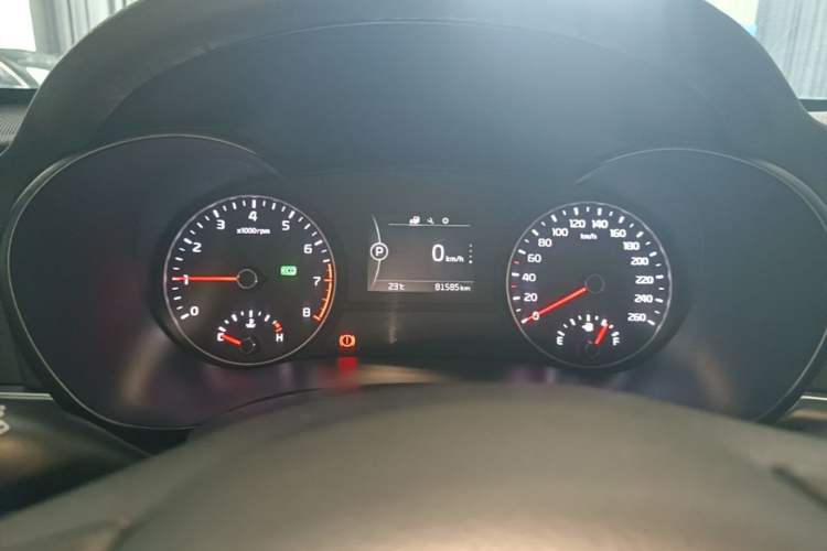 Used Kia K5 2016 1.6T Automatic LUX Instrument Cluster
