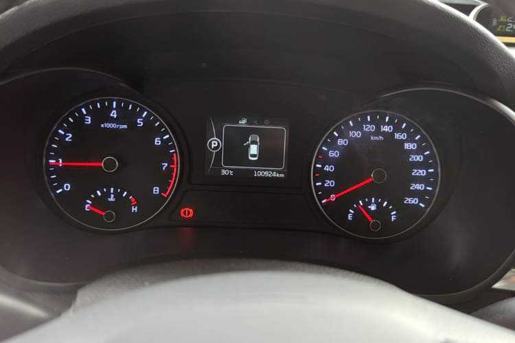 Used Kia K5 2016 1.6T Automatic LUX Instrument Cluster