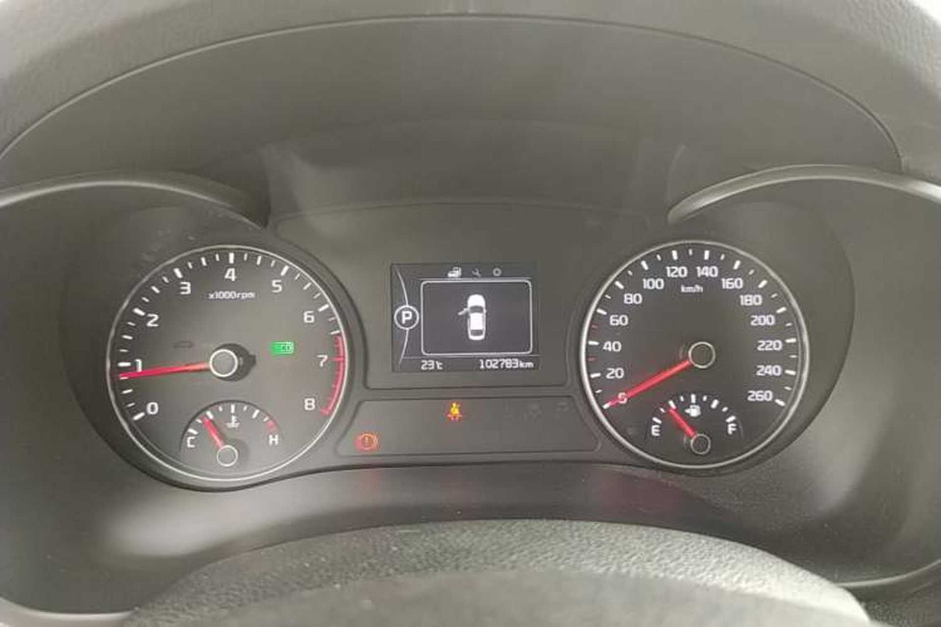 Used Kia K5 2016 1.6T Automatic LUX Instrument Cluster