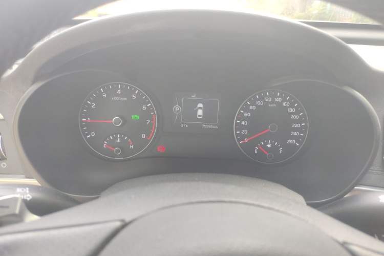 Used Kia K5 2016 1.6T Automatic LUX Instrument Cluster
