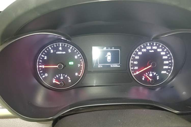 Used Kia K5 2016 1.6T Automatic LUX Instrument Cluster