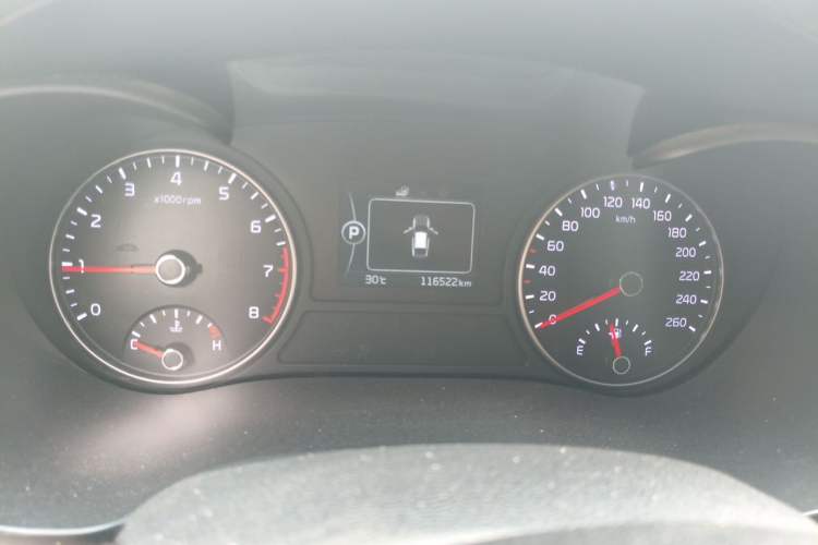 Used Kia K5 2016 1.6T Automatic LUX Instrument Cluster