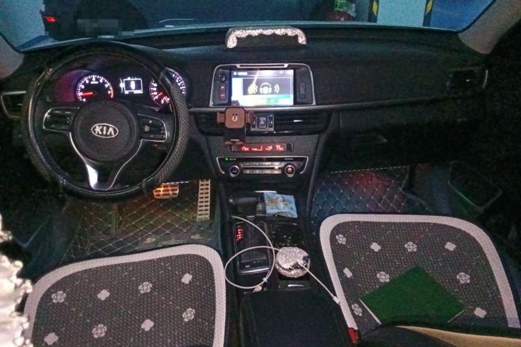 Used Kia K5 2016 2.0L Automatic GLS Interior 2
