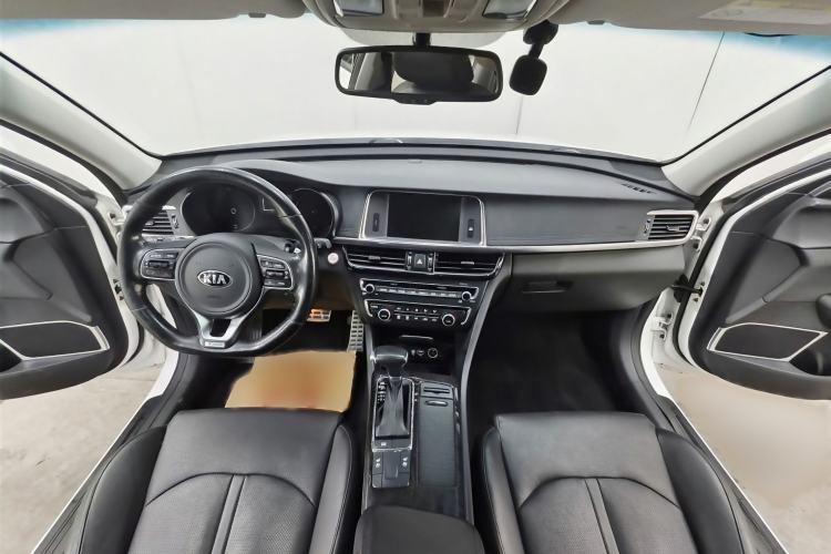 Used Kia K5 2016 1.6T Automatic PRM Interior 2