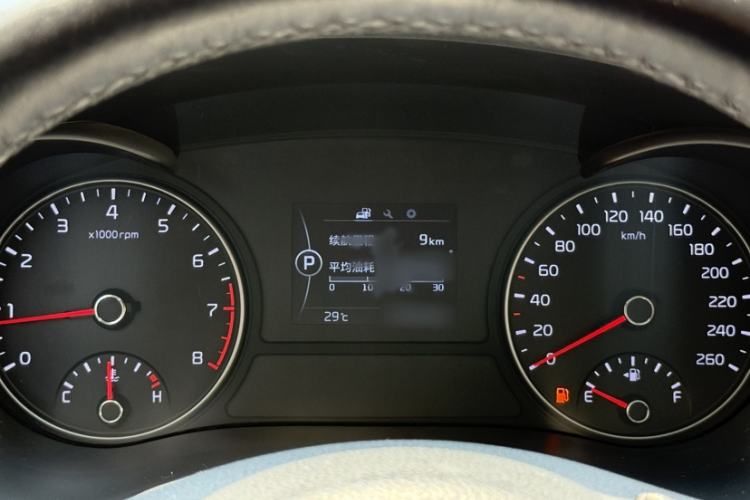 Used Kia K5 2016 1.6T Automatic LUX Interior 3