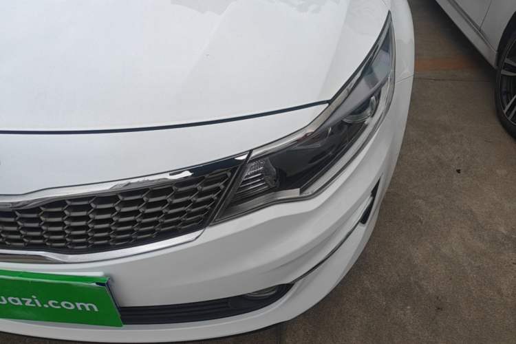 Used Kia K5 2016 2.0L Automatic GLS Left Front Headlight
