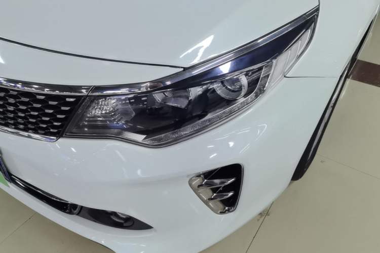 Used Kia K5 2016 1.6T Automatic LUX Left Front Headlight