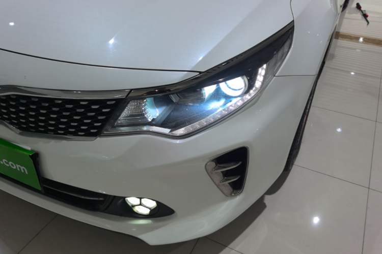Used Kia K5 2016 1.6T Automatic LUX Left Front Headlight