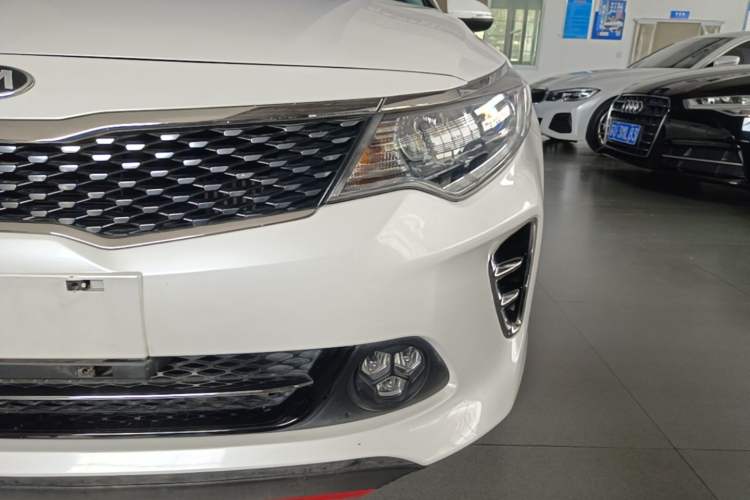 Used Kia K5 2016 1.6T Automatic LUX Left Front Headlight