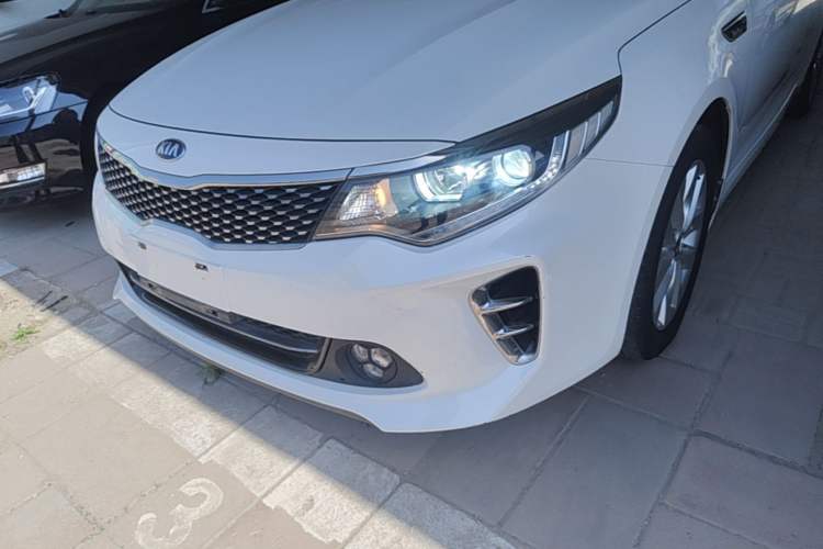 Used Kia K5 2016 1.6T Automatic LUX Left Front Headlight