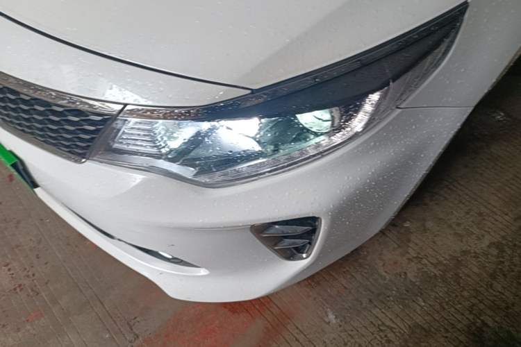 Used Kia K5 2016 1.6T Automatic LUX Left Front Headlight