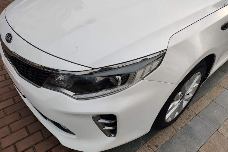 Used Kia K5 2016 1.6T Automatic GLS Left Front Headlight