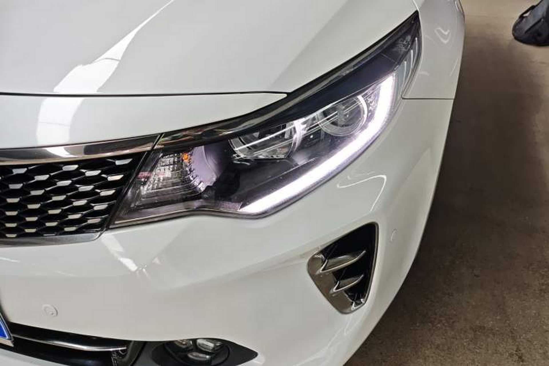 Used Kia K5 2016 1.6T Automatic LUX Left Front Headlight