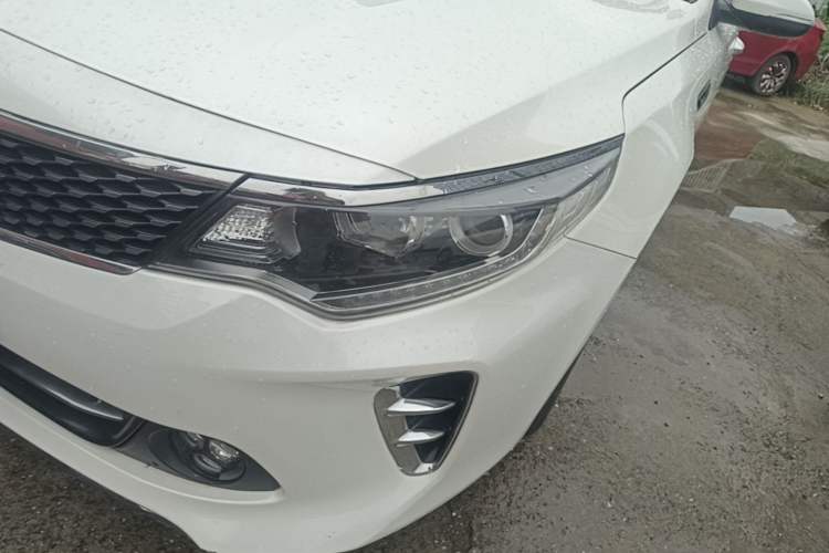 Used Kia K5 2016 1.6T Automatic LUX Left Front Headlight