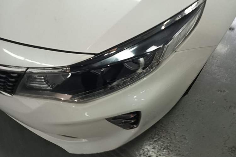 Used Kia K5 2016 1.6T Automatic LUX Left Front Headlight