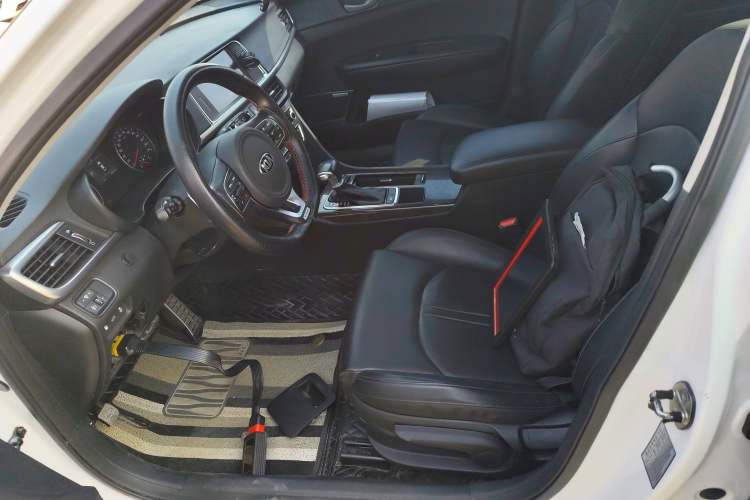 Used Kia K5 2016 1.6T Automatic LUX Left Front Seat