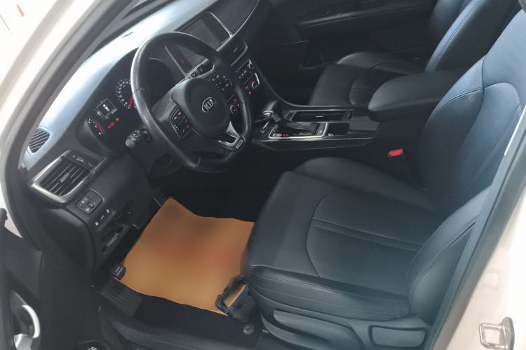 Used Kia K5 2016 1.6T Automatic LUX Left Front Seat
