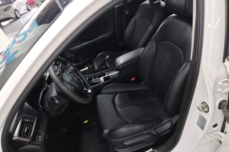 Used Kia K5 2016 2.0L Automatic GLS Left Front Seat
