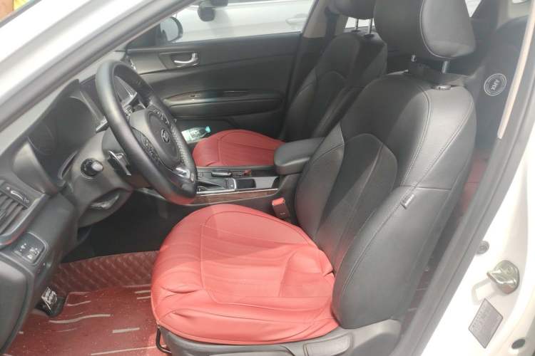 Used Kia K5 2016 1.6T Automatic LUX Left Front Seat