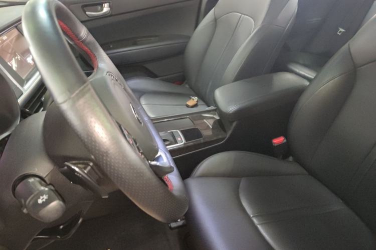 Used Kia K5 2016 1.6T Automatic LUX Left Front Seat