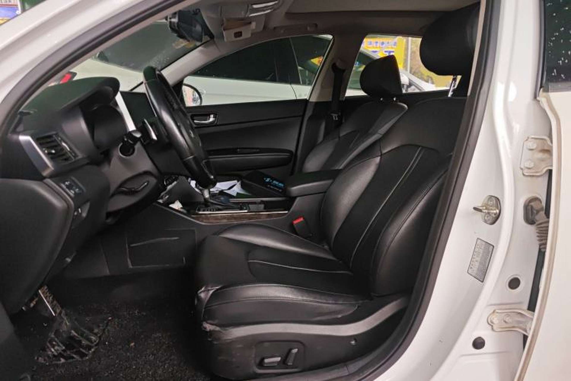 Used Kia K5 2016 1.6T Automatic LUX Left Front Seat