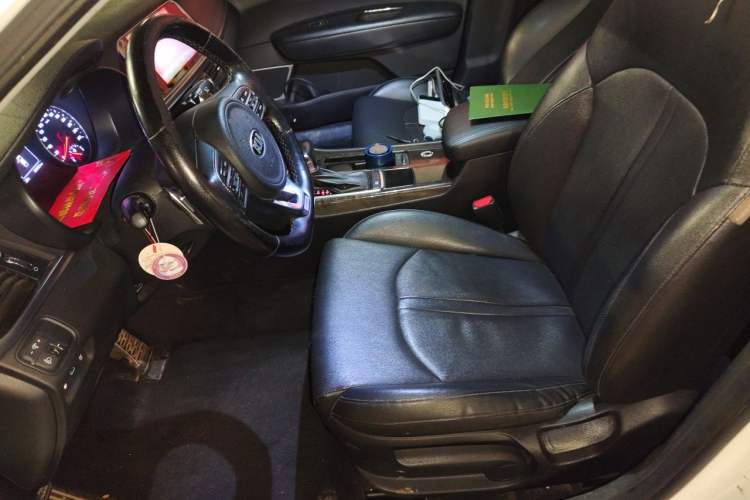Used Kia K5 2016 1.6T Automatic LUX Left Front Seat