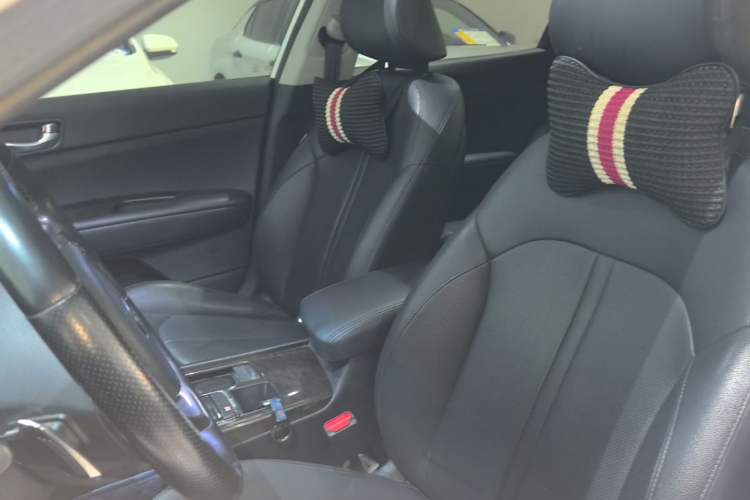 Used Kia K5 2016 1.6T Automatic LUX Left Front Seat