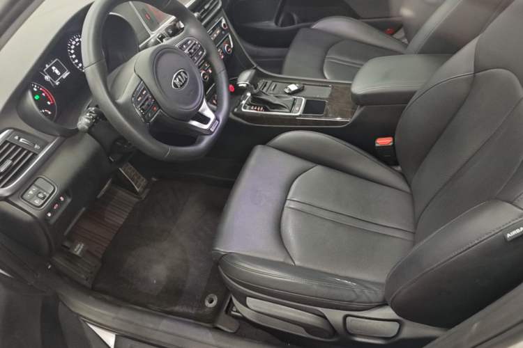 Used Kia K5 2016 1.6T Automatic LUX Left Front Seat