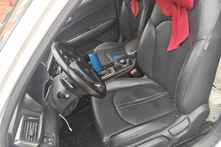 Used Kia K5 2016 1.6T Automatic LUX Left Front Seat