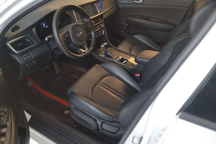 Used Kia K5 2016 1.6T Automatic LUX Left Front Seat
