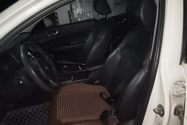 Used Kia K5 2016 2.0L Hybrid GLS Left Front Seat