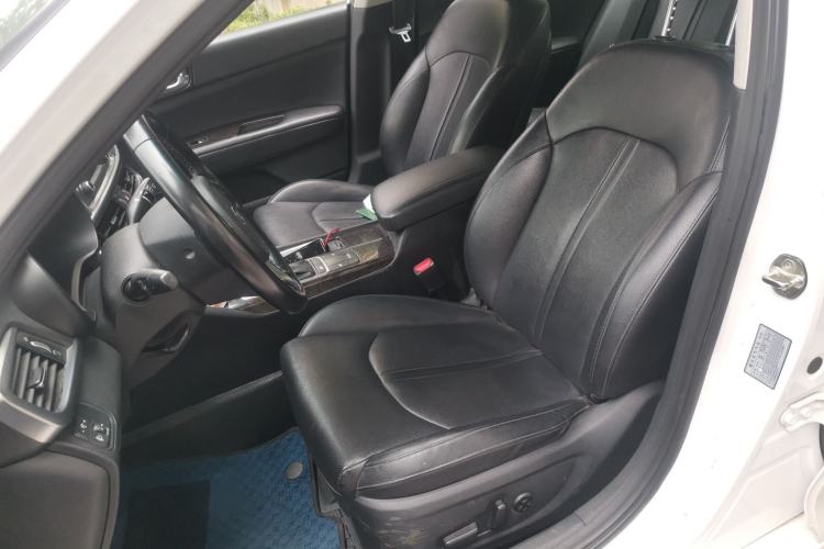 Used Kia K5 2016 2.0L Automatic LUX Left Front Seat
