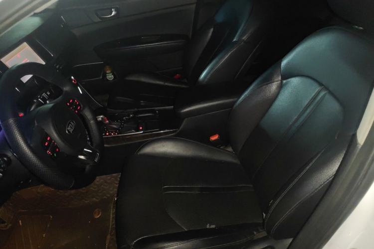 Used Kia K5 2016 1.6T Automatic LUX Left Front Seat