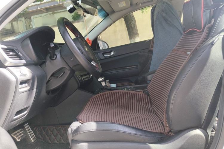 Used Kia K5 2016 2.0L Automatic LUX Left Front Seat