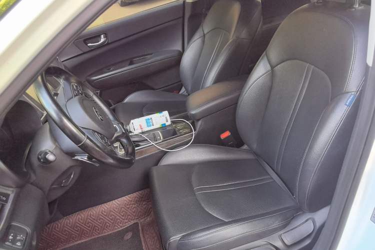 Used Kia K5 2016 1.6T Automatic LUX Left Front Seat
