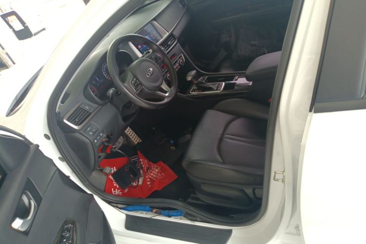 Used Kia K5 2016 2.0L Automatic GLS Left Front Seat