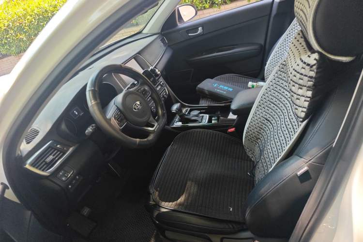 Used Kia K5 2016 1.6T Automatic LUX Left Front Seat