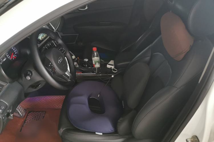Used Kia K5 2016 2.0L Automatic LUX Left Front Seat